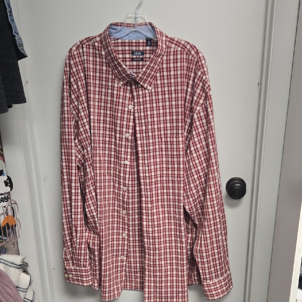 IZOD Men's Red Checkered Shirt